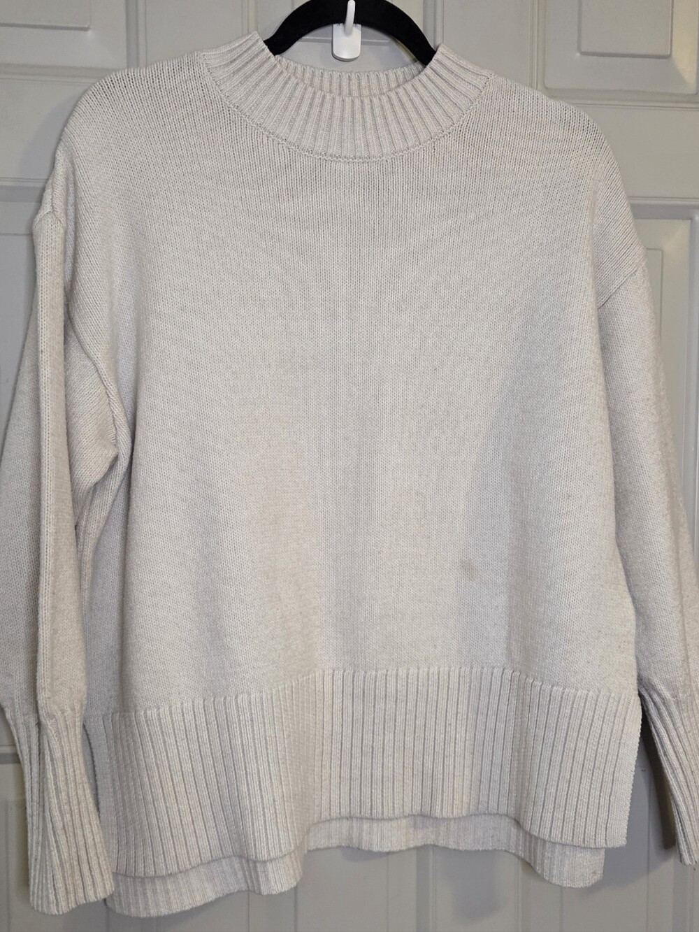H&M Light Cream Ribbed Crew Sweater